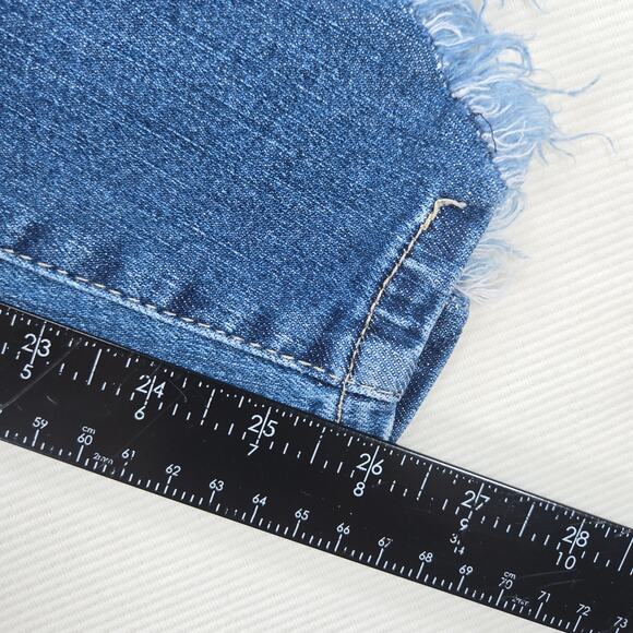 Judy Blue Mid Rise Distressed Raw Hem‎ Skinny Fit Jeans Women's Size 11/30 - Picture 6 of 7